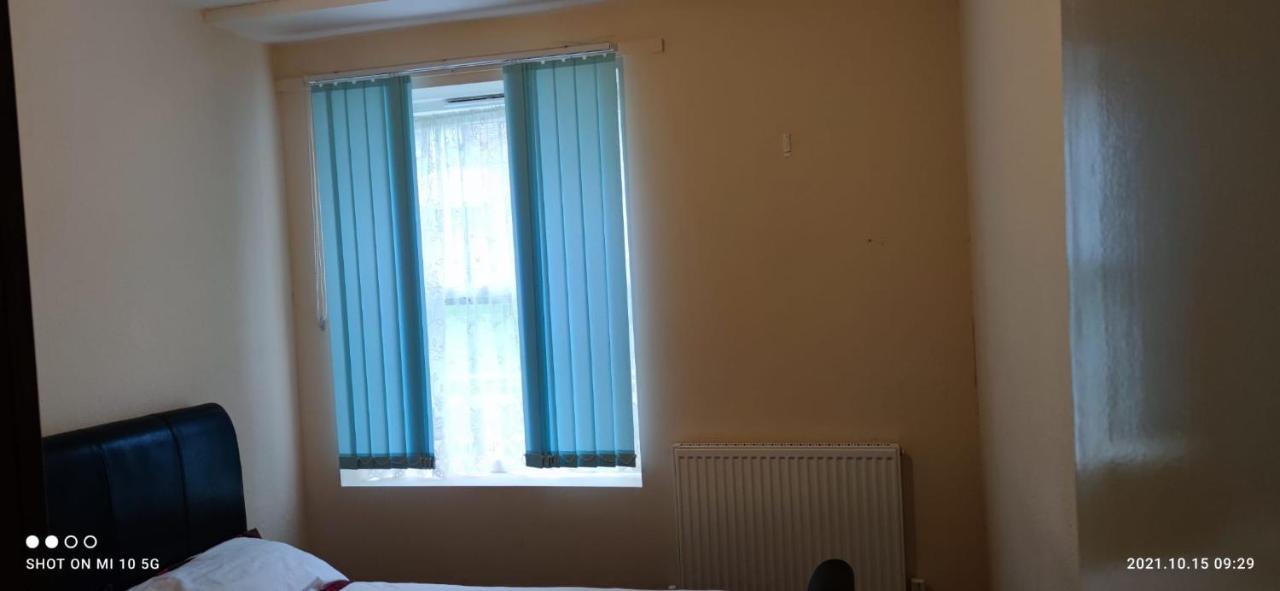 Nice Double Bedroom At Streatham Place Alloggio in famiglia